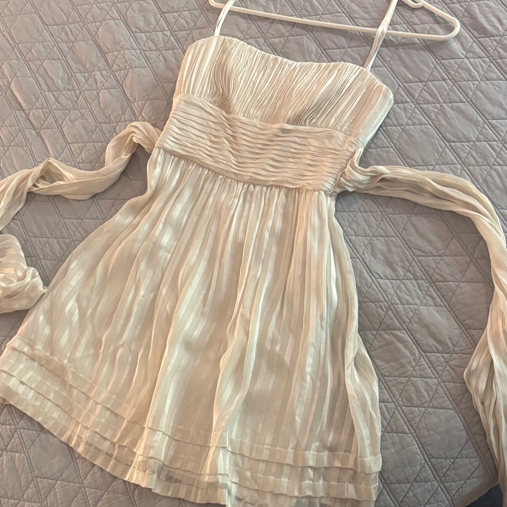 BCBGMaxAzria cream/white Strapless Dress (with tags)